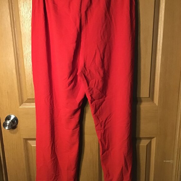 Elizabeth & Nicole Red Casual Pants - Picture 2 of 2
